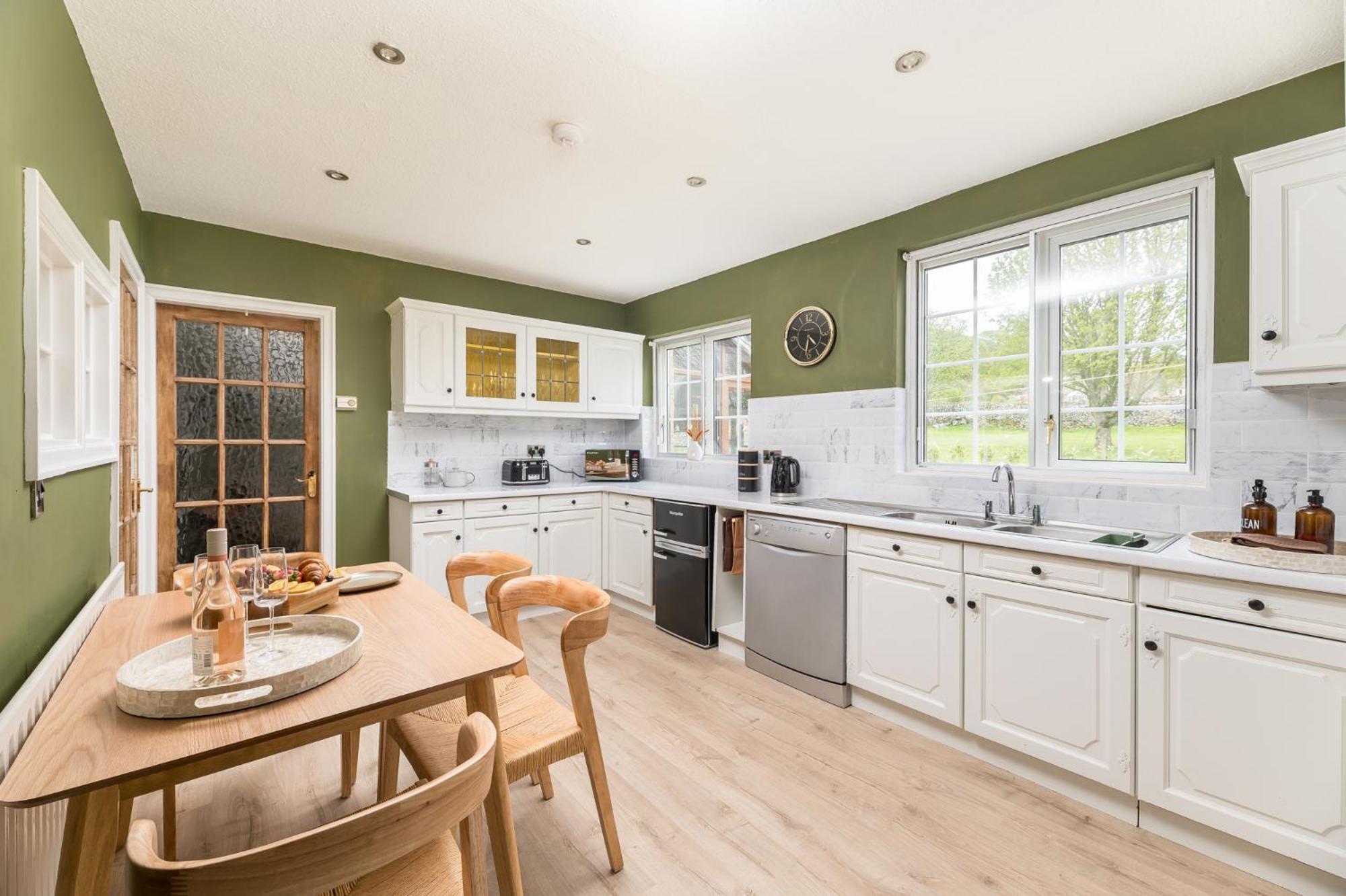 Central Malham Wellbeing Escape With Hot Tub Sleeps 8 Luaran gambar